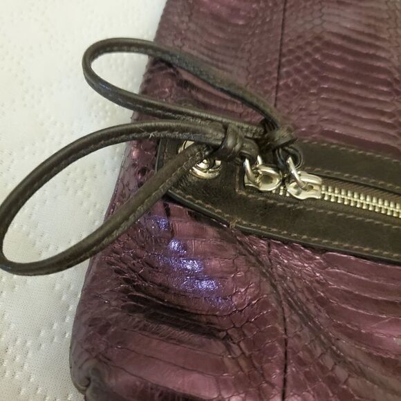 Cocomojo Purple Leather Zipper Bag - Picture 5 of 15